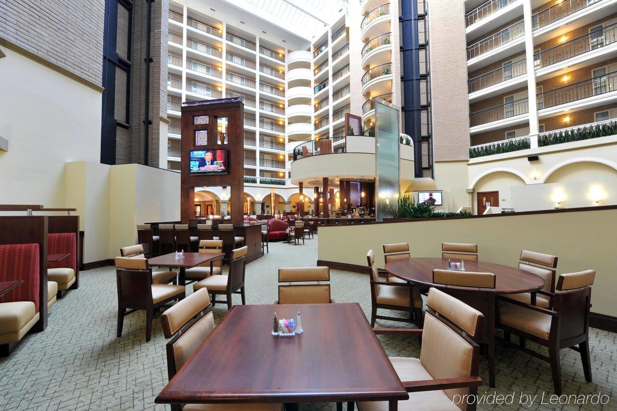 Embassy Suites Dallas - Park Central Area Exterior photo